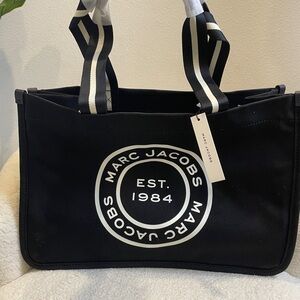 Marc Jacob’s canvas tote new with tag